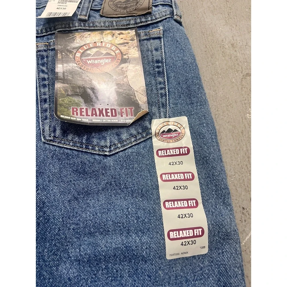 Wrangler Blue Ridge Jeans Mens 42x30 Dark Wash‎ Denim Relaxed Fit Workwear NWT